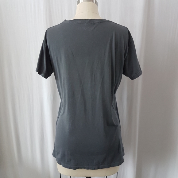 EVER/AFTER v-neck t-shirt - Picture 4 of 9